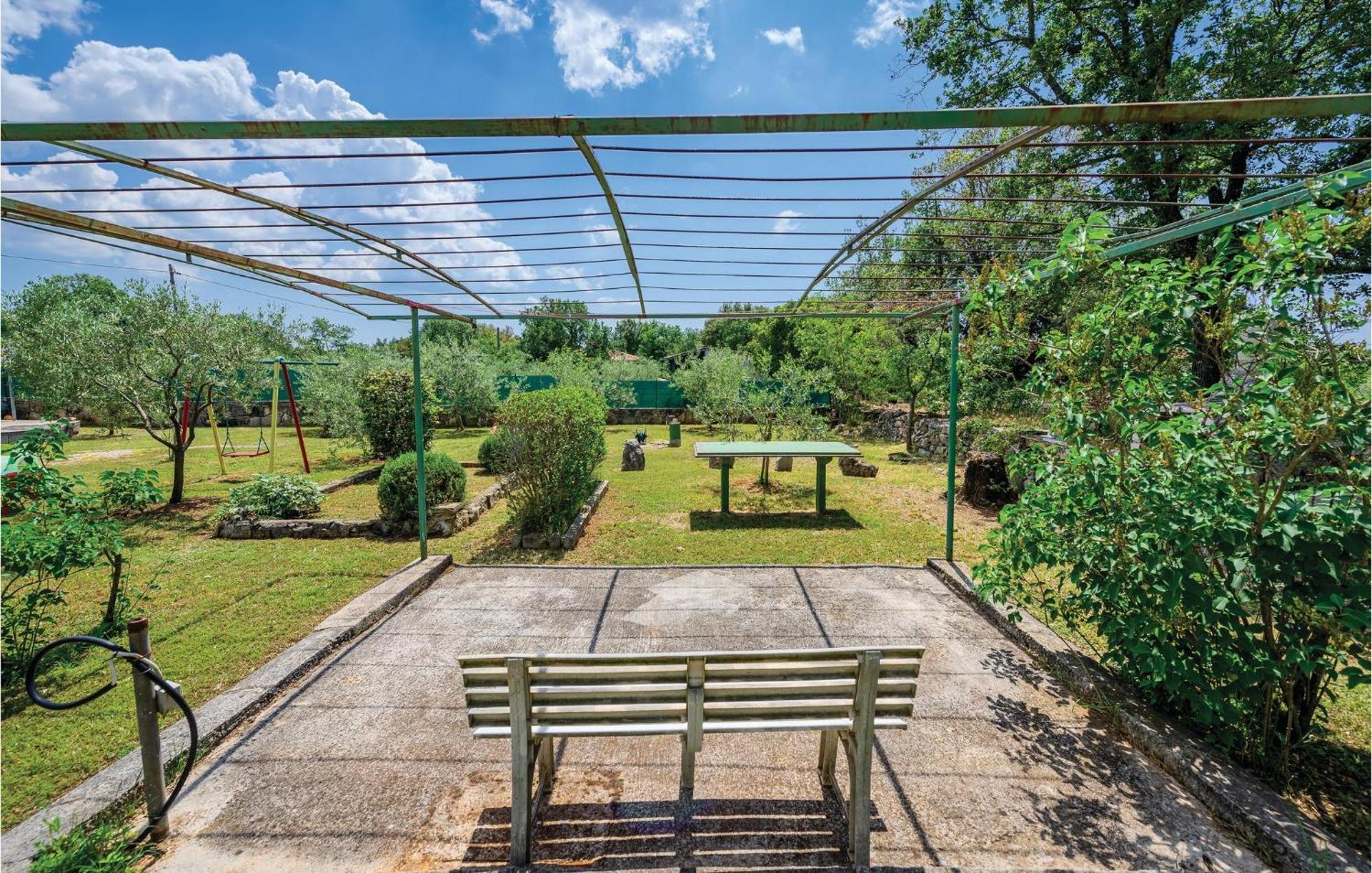 Amazing In With Outdoor Swimming Pool Holiday home